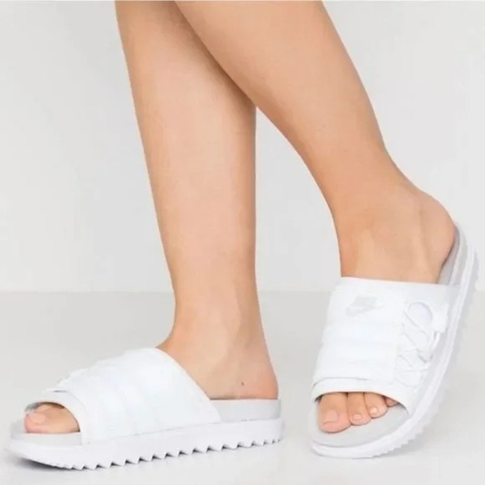 Nike Asuna Slides Sz 6 Shoes White Soft‎ Foam Footbed Sandals Comfortable CW9707